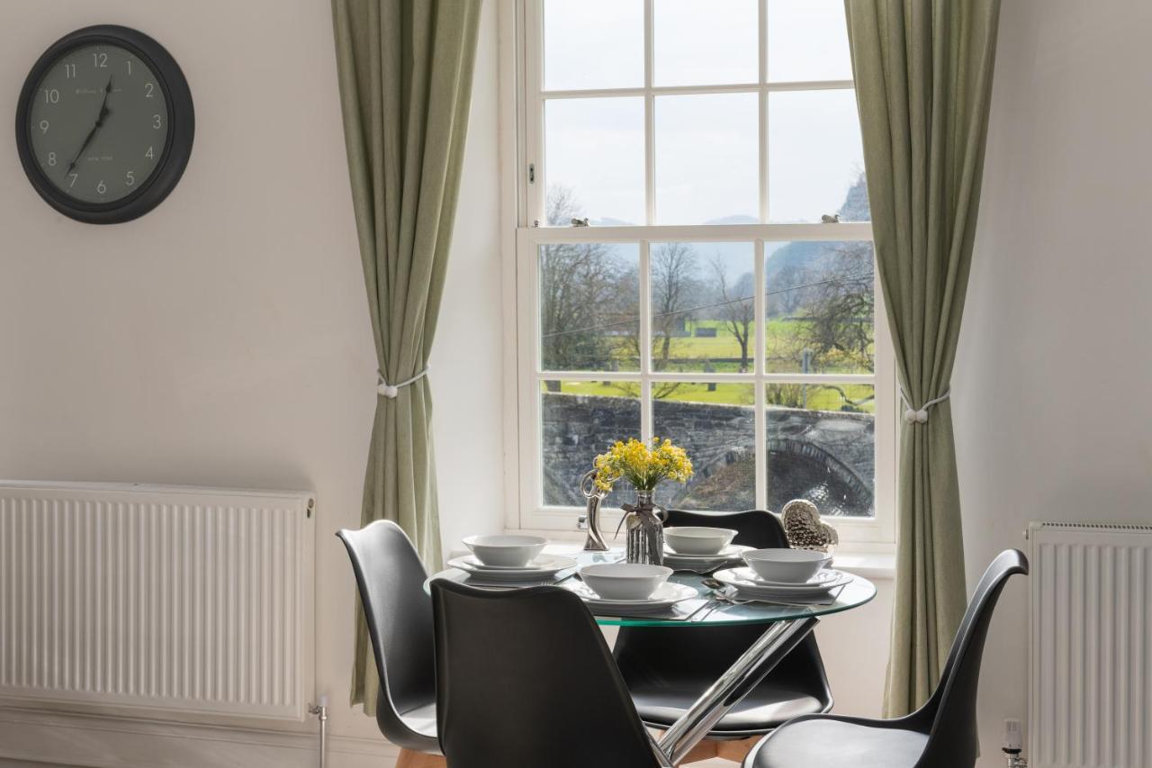 Glan Conwy House One And Two Bedroom Apartments 兰乌斯特 外观 照片