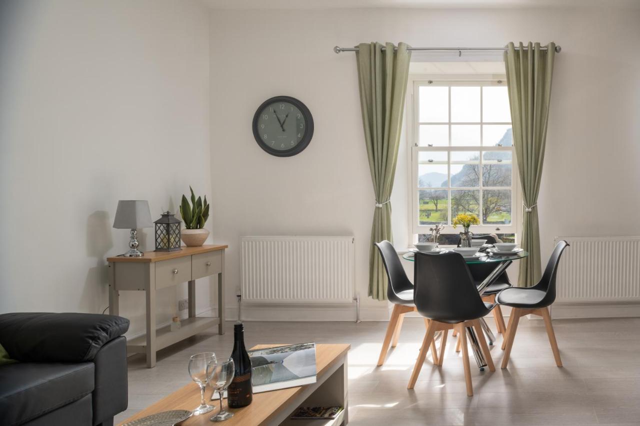 Glan Conwy House One And Two Bedroom Apartments 兰乌斯特 外观 照片