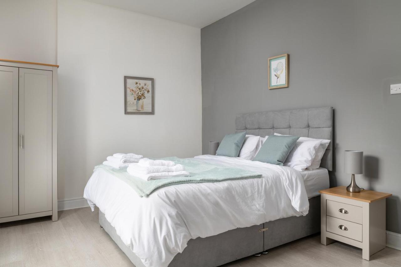 Glan Conwy House One And Two Bedroom Apartments 兰乌斯特 外观 照片