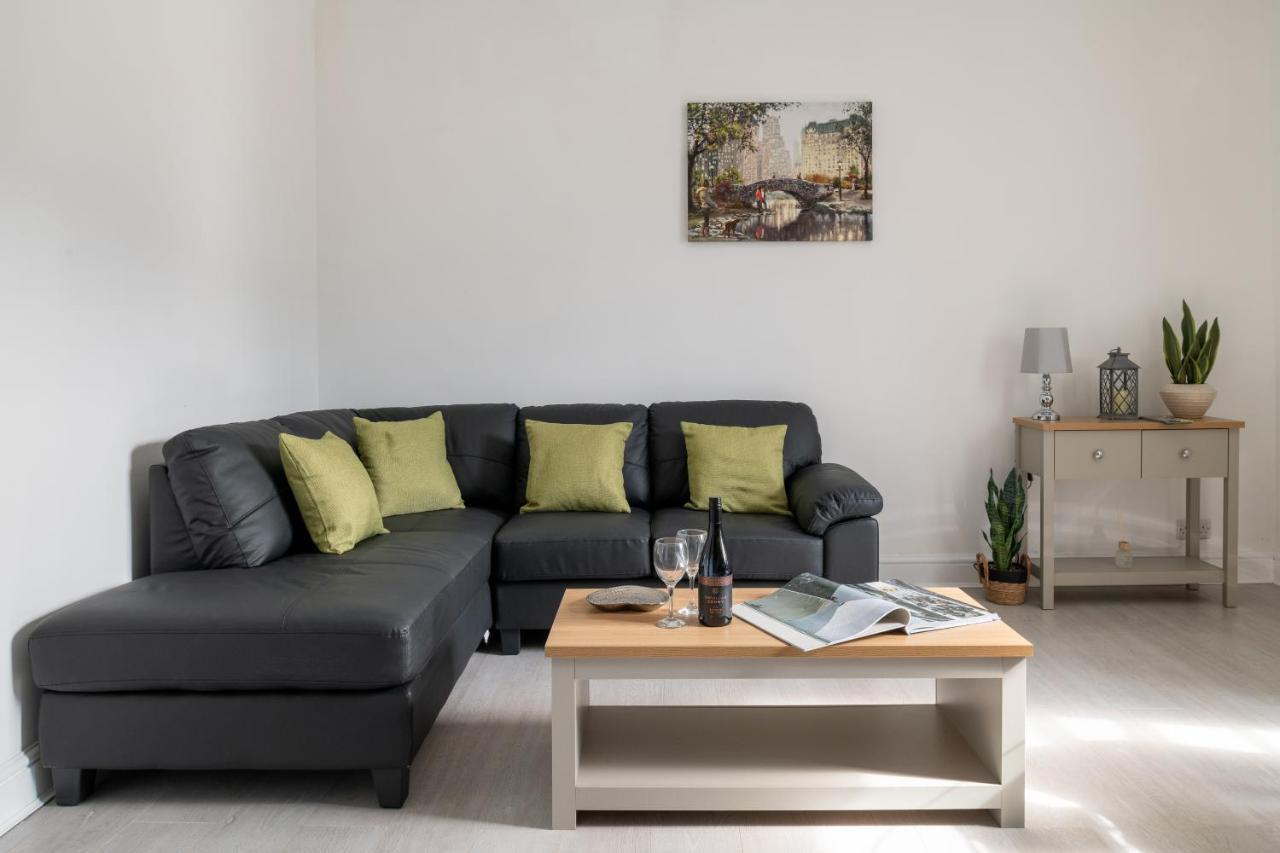 Glan Conwy House One And Two Bedroom Apartments 兰乌斯特 外观 照片
